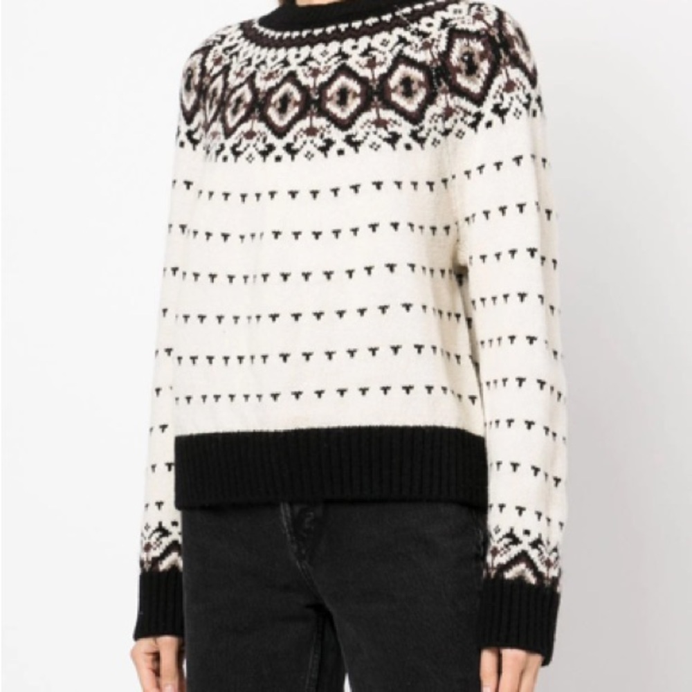 Black and White Patterned Women's Sweater